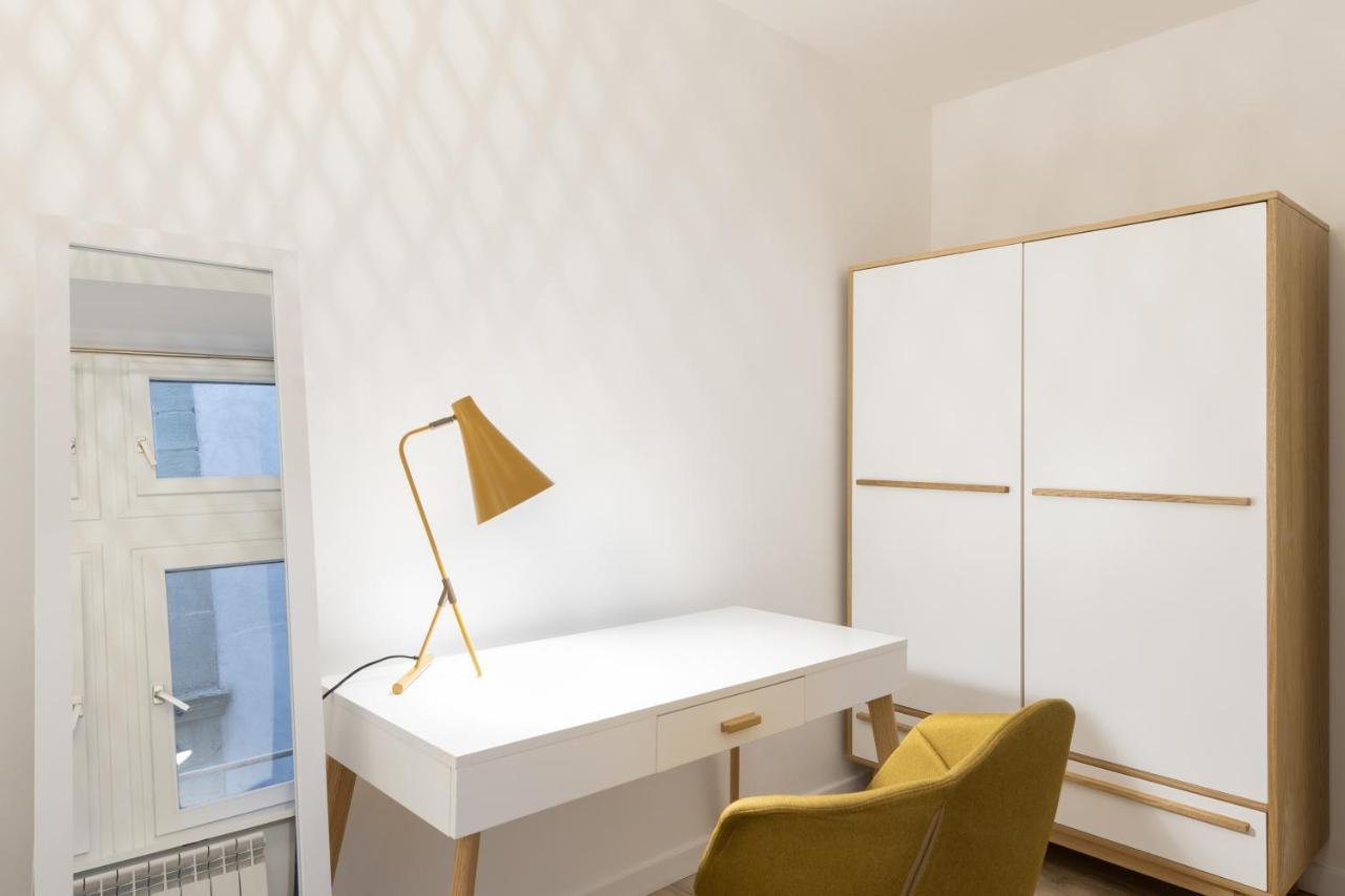 Le Nid Du Lion - Joli T2 Quartier St Georges Au Calme Apartment Lyon Bagian luar foto